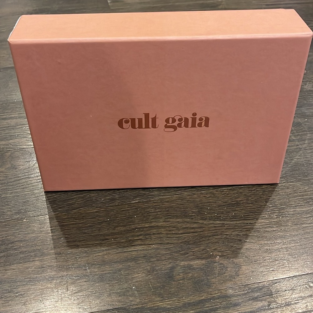 Eos clutch empty box